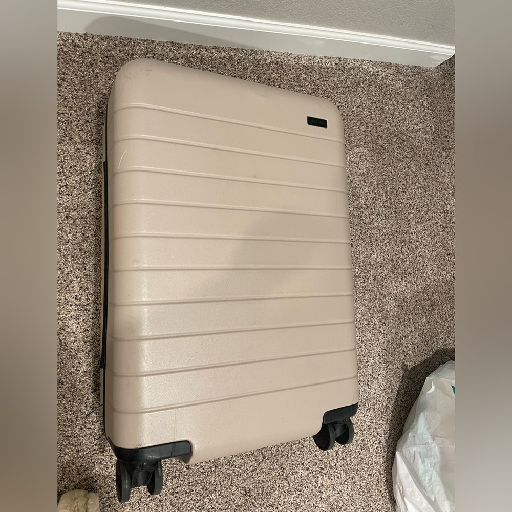 Away The Bigger Carry on Luggage Rare Sand Color